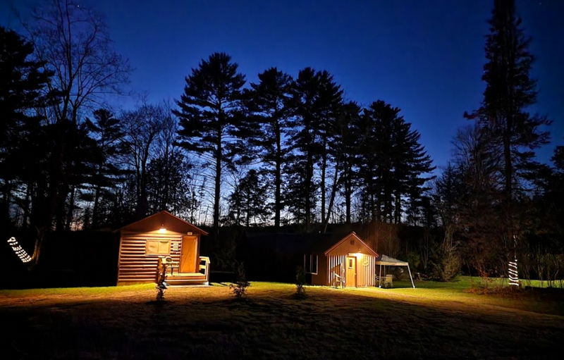 Hiawatha Cabins (Midway Cabins & Service) - Hiawatha Cabins (newer photo)